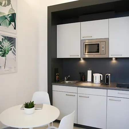 Meos 3 -zentrum-hofblick-gym-netflix Leipzig