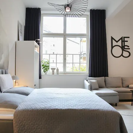 Meos 3 -zentrum-hofblick-gym-netflix דירה לייפציג